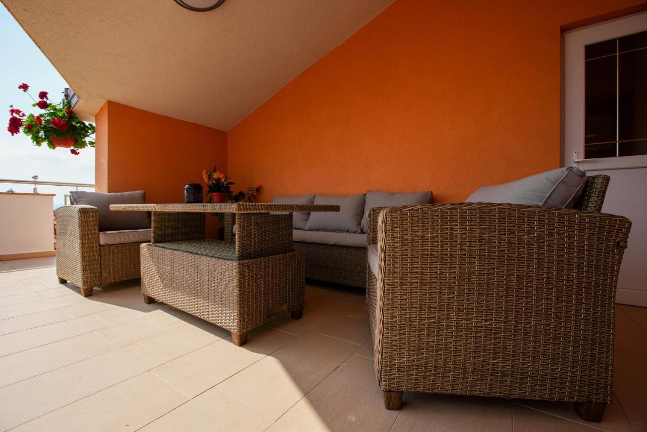 Maslina & Lavanda Apartment Podstrana Luaran gambar