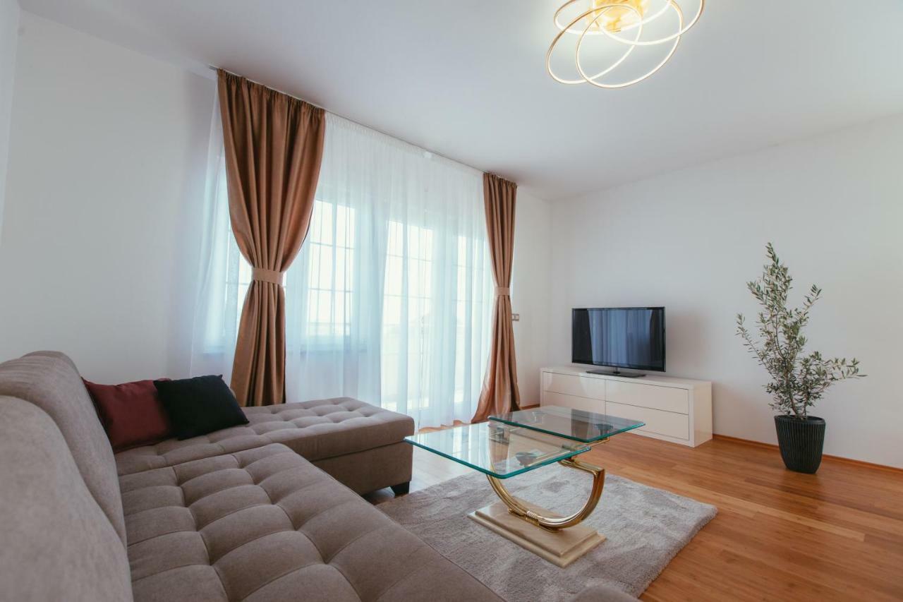 Maslina & Lavanda Apartment Podstrana Luaran gambar