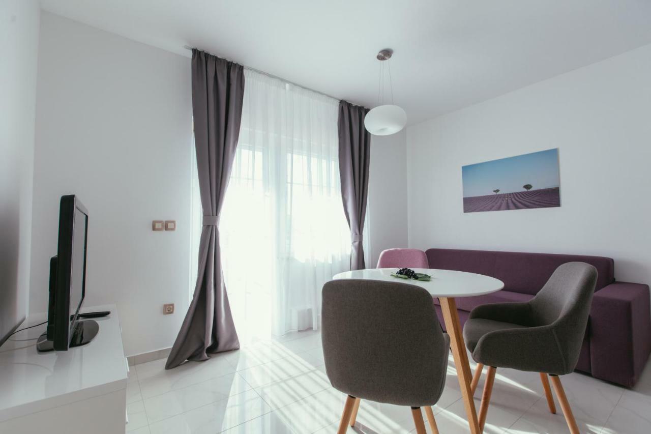 Maslina & Lavanda Apartment Podstrana Luaran gambar