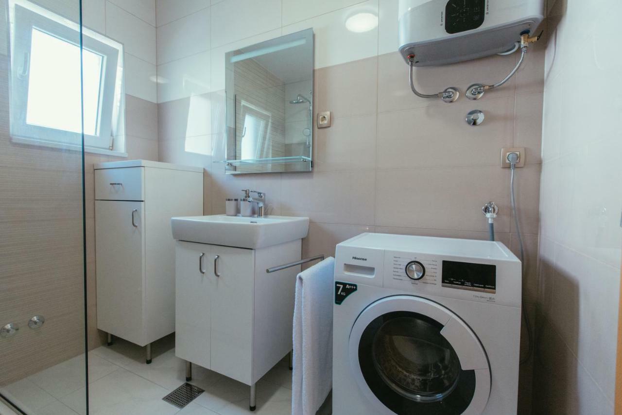 Maslina & Lavanda Apartment Podstrana Luaran gambar